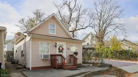15 Walters St, Keansburg, NJ 07734
