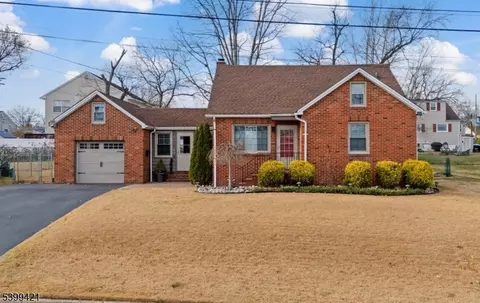 918 Fable Ave, Manville, NJ 08835