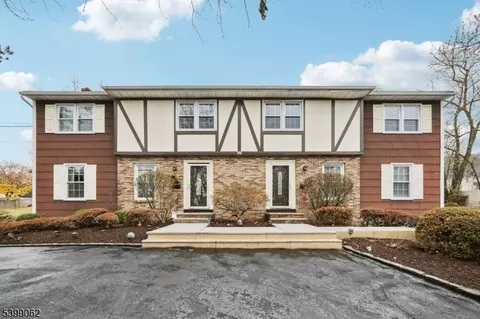 822 Pompton Ave, Cedar Grove, NJ 07009