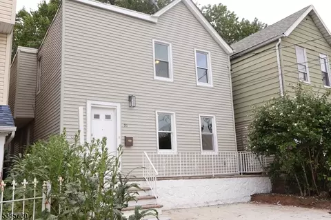 91 Winans Ave, Newark, NJ 07108