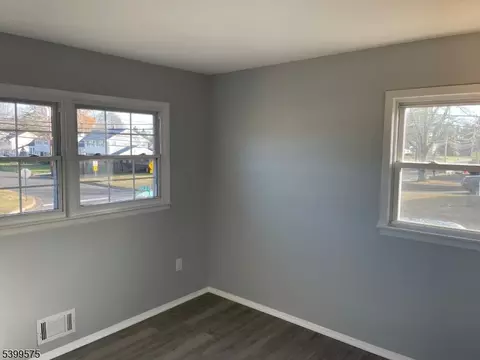 57 Greenbrook Rd, Middlesex, NJ 08846 photo 10