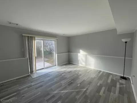 57 Greenbrook Rd, Middlesex, NJ 08846 photo 5