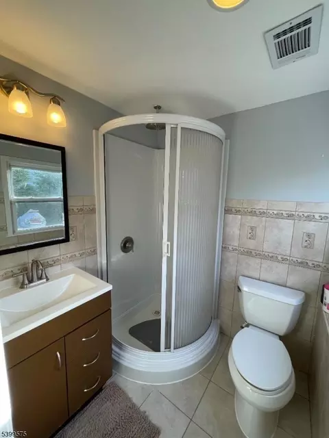 57 Greenbrook Rd, Middlesex, NJ 08846 photo 4