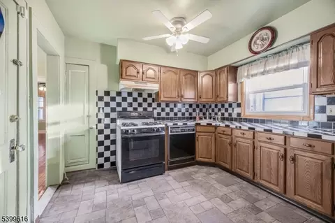 1123 E 3rd St, Plainfield, NJ 07062 photo 15