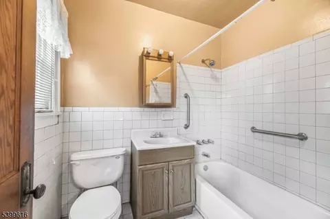 1123 E 3rd St, Plainfield, NJ 07062 photo 13