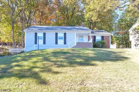 207 Degray St, North Haledon, NJ 07508