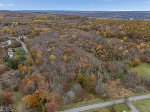 117 E Springtown Rd, Washington Twp, NJ 07853 photo 6