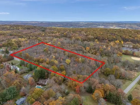 117 E Springtown Rd, Washington Twp, NJ 07853 photo 2