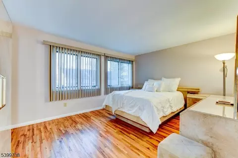 6 Hansen Pl, Wayne, NJ 07470 photo 31