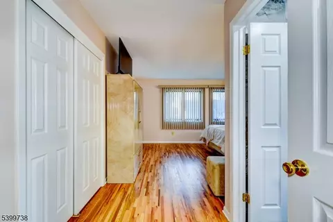 6 Hansen Pl, Wayne, NJ 07470 photo 29