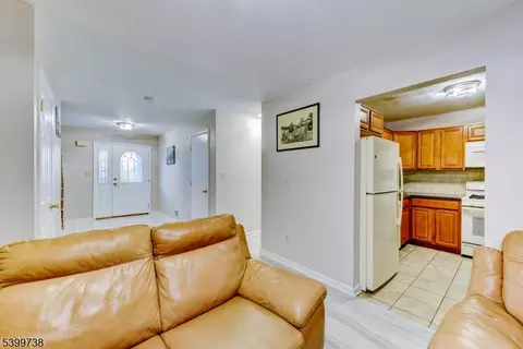 6 Hansen Pl, Wayne, NJ 07470 photo 20