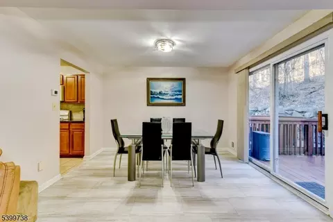 6 Hansen Pl, Wayne, NJ 07470 photo 11