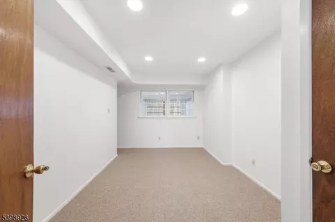 1375 Brookfall Ave, Union, NJ 07083 photo 19
