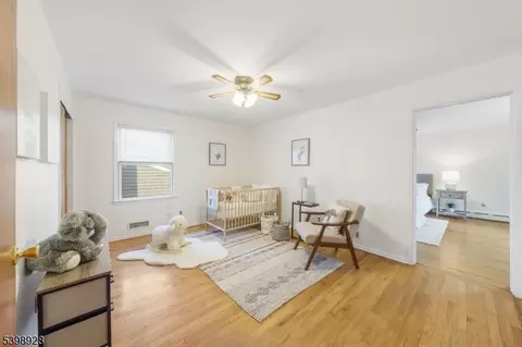 1375 Brookfall Ave, Union, NJ 07083 photo 12