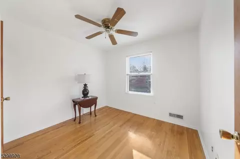 1375 Brookfall Ave, Union, NJ 07083 photo 16