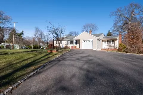 2 Orchard Rd, Florham Park, NJ 07932