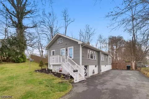 36 Paterson Ave, Newton, NJ 07860