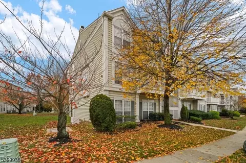 88 Foxglove Dr #88, Delran, NJ 08075