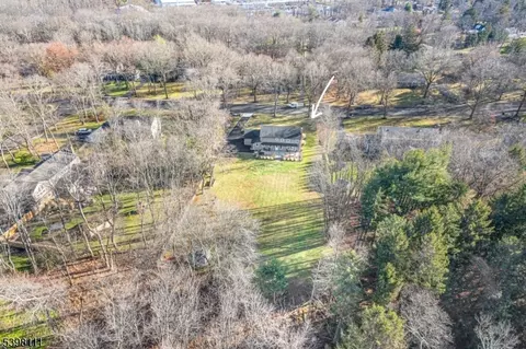18 Dean Rd, Mendham, NJ 07945 photo 5