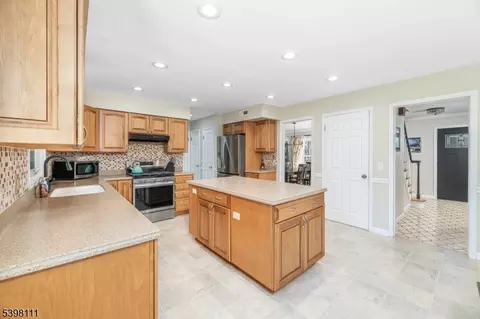18 Dean Rd, Mendham, NJ 07945 photo 17