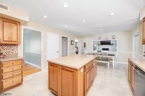 18 Dean Rd, Mendham, NJ 07945 photo 16