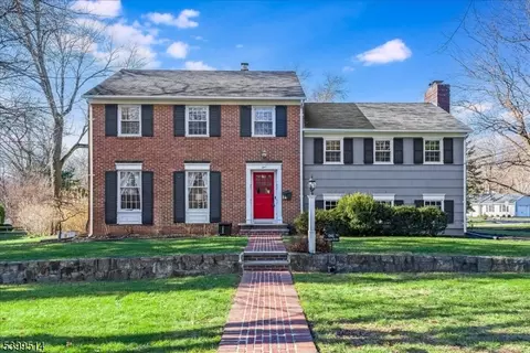 1 Cleveland Ave, Morris Plains, NJ 07950