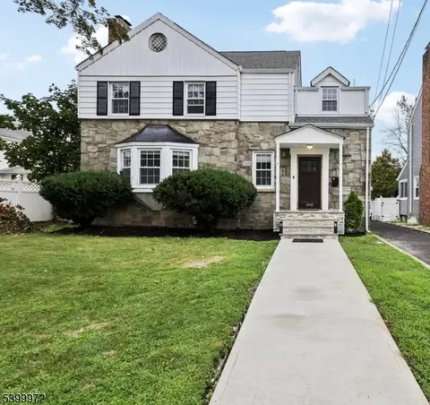 1042 Battle Hill Ter, Union, NJ 07083