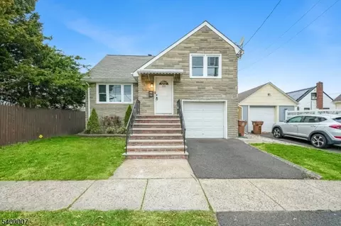 731 Essex Ave, Linden, NJ 07036