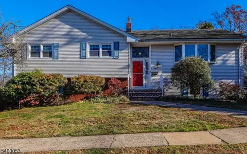 74 Newman St, Metuchen, NJ 08840
