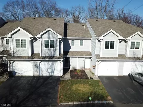 6 Davenport Rd, Montville, NJ 07045