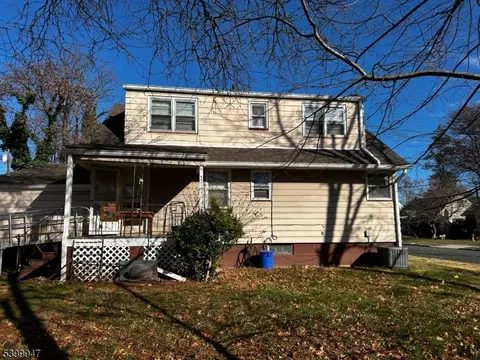 538 Dietz St, Roselle, NJ 07203