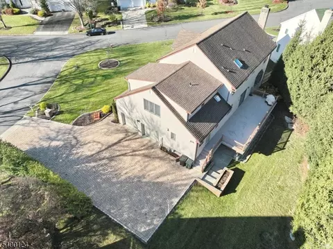 602 Mill Run, Paramus, NJ 07652 photo 11