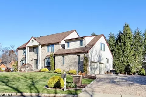 602 Mill Run, Paramus, NJ 07652 photo 8