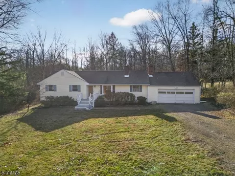 303 Cokesbury High Bridge Rd, Lebanon, NJ 08833