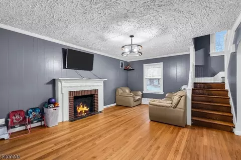 142 E 6th Ave, Roselle, NJ 07203 photo 6