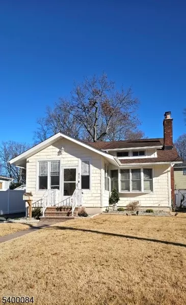 421 Lincoln Ave, Pompton Lakes, NJ 07442