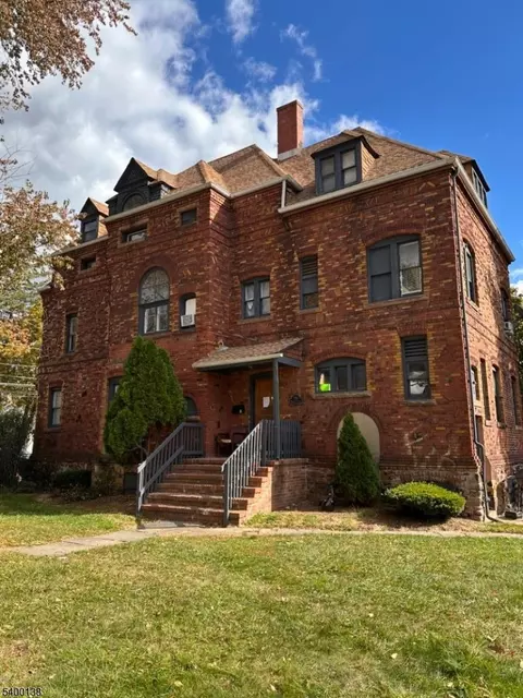 720 Madison Ave, Plainfield, NJ 07060
