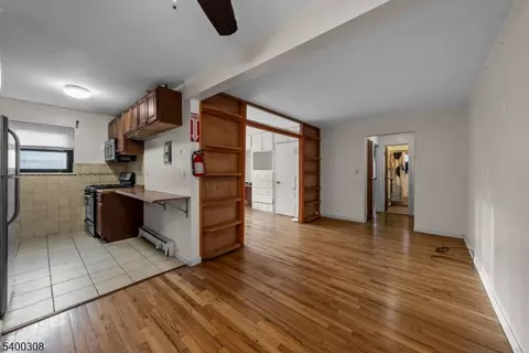 401 Us Highway 22 #C, North Plainfield, NJ 07060
