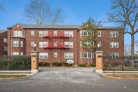 217 Prospect Ave #1B, Cranford, NJ 07016