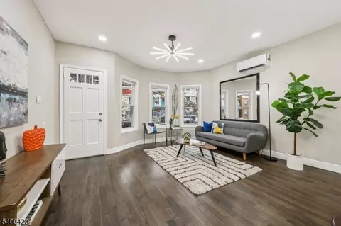 299 Claremont Ave, Jersey City, NJ 07305