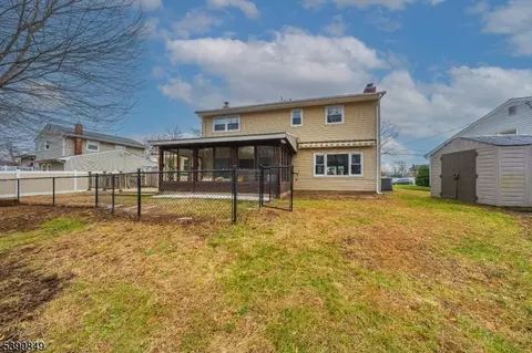 7 Weiss Dr, Middlesex, NJ 08846 photo 23