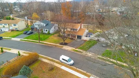 7 Weiss Dr, Middlesex, NJ 08846 photo 32