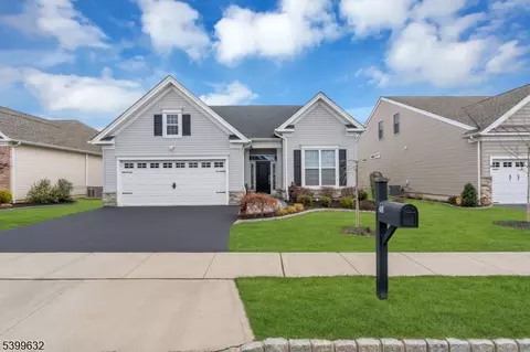 48 Drake Way, Flanders, NJ 07836