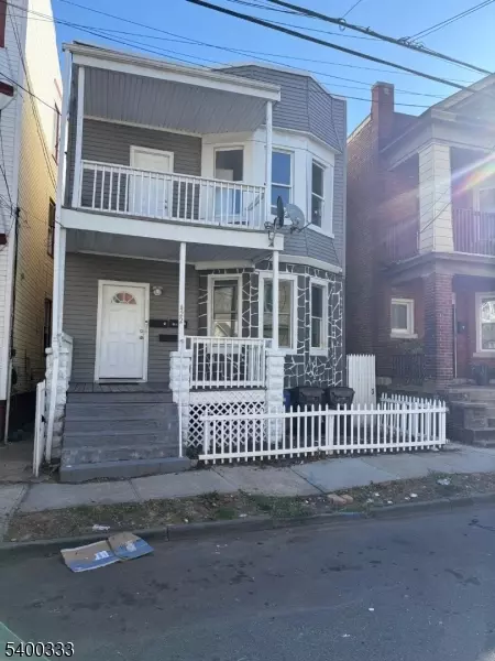 422 Jelliff Ave, Newark, NJ 07112