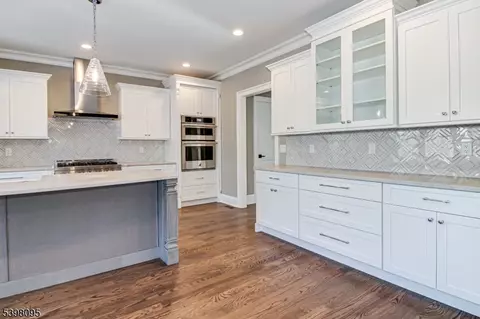 Kitchen - 1 Juniper Pointe Trl, Green Brook, NJ 08812 photo 6 of 10