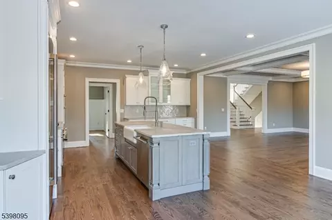 Kitchen - 1 Juniper Pointe Trl, Green Brook, NJ 08812 photo 7 of 10