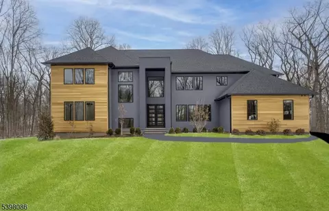 6 Harlow Pointe Cv, Warren, NJ 07059