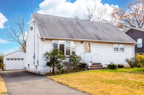 33 Graydon Ter, Clifton, NJ 07013