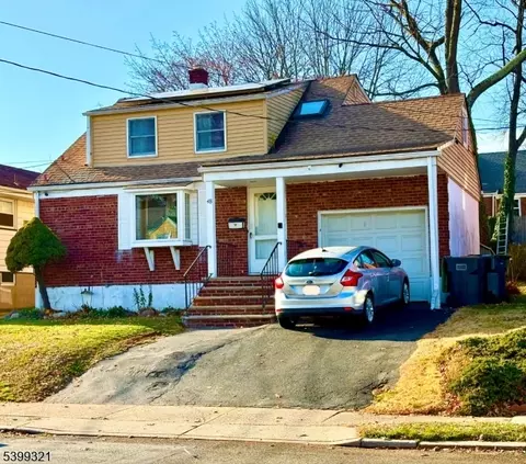 48 Sussex Rd, Bergenfield, NJ 07621