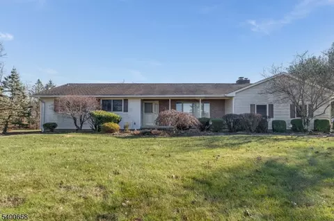 18 Wells Rd, Flemington, NJ 08822